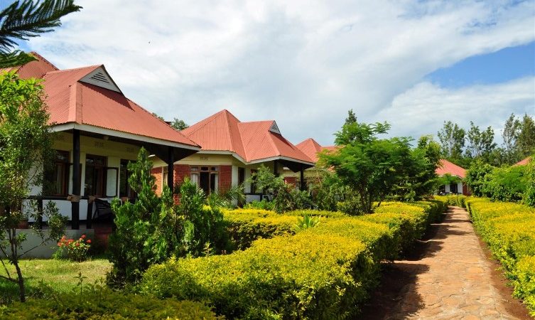 Bougainvillea Safari Lodge