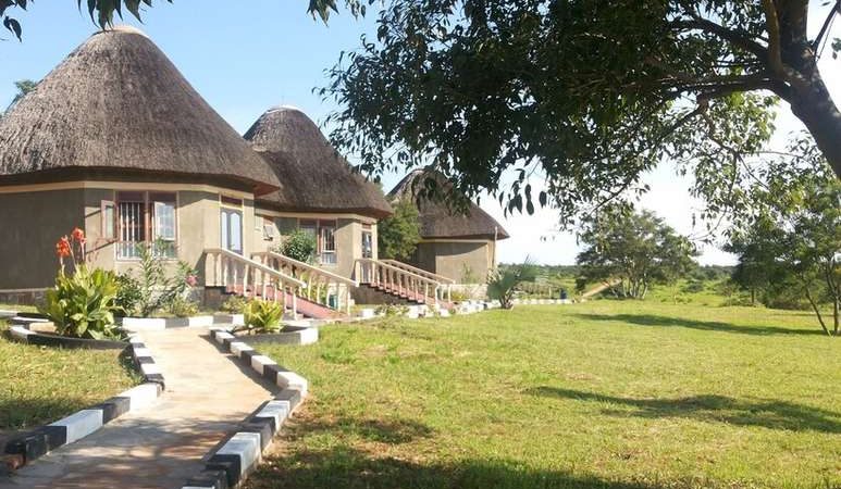 Parkside Safari Lodge